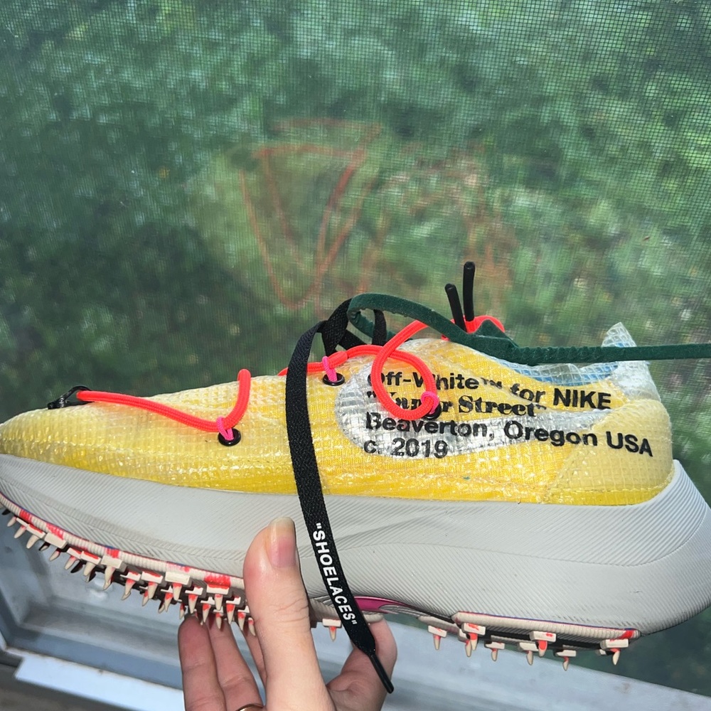 Off-White x Wmns Vapor Street 'Tour Yellow' sneakers